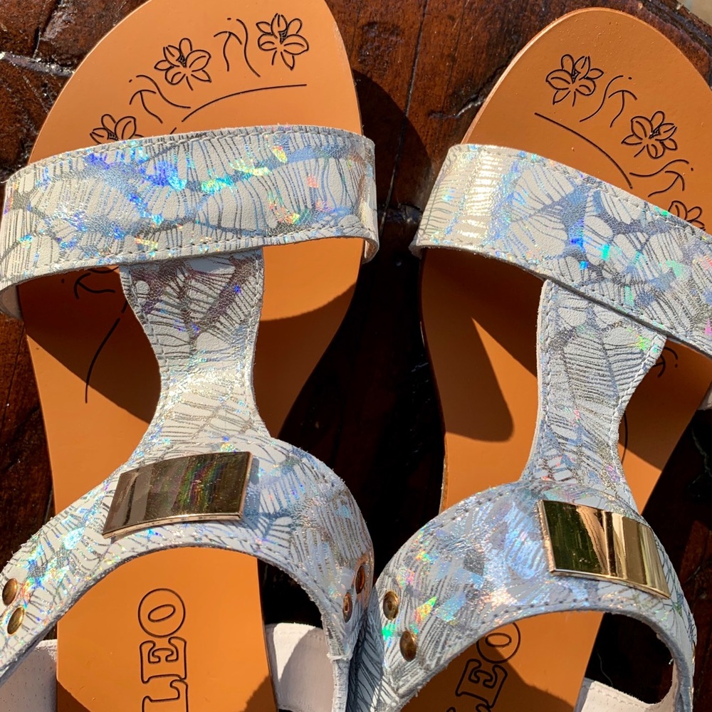NIB Leather Holographic Metallic Sandals